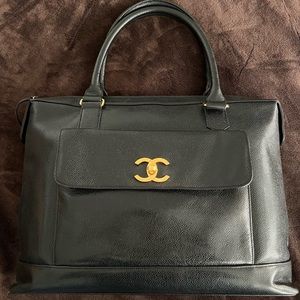 Vintage Chanel Caviar top handle/tote bag with zipper